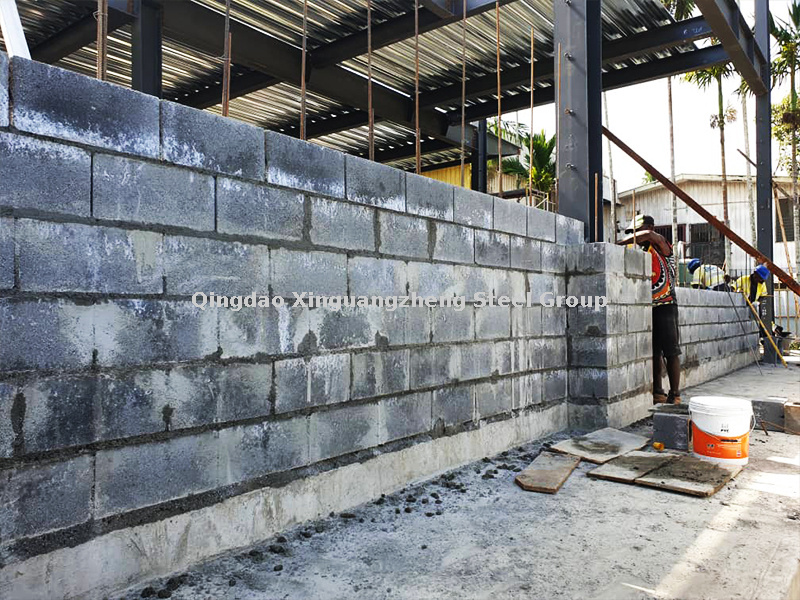 بابوا نيو غينيا الفولاذ المبنى