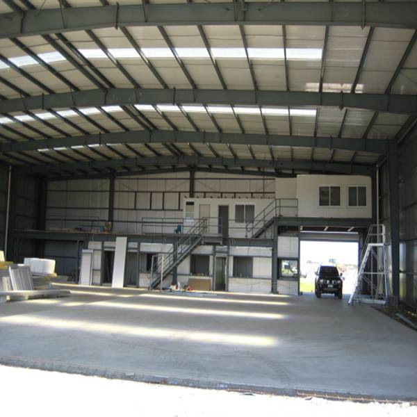 هيكل طائرة حظيرة