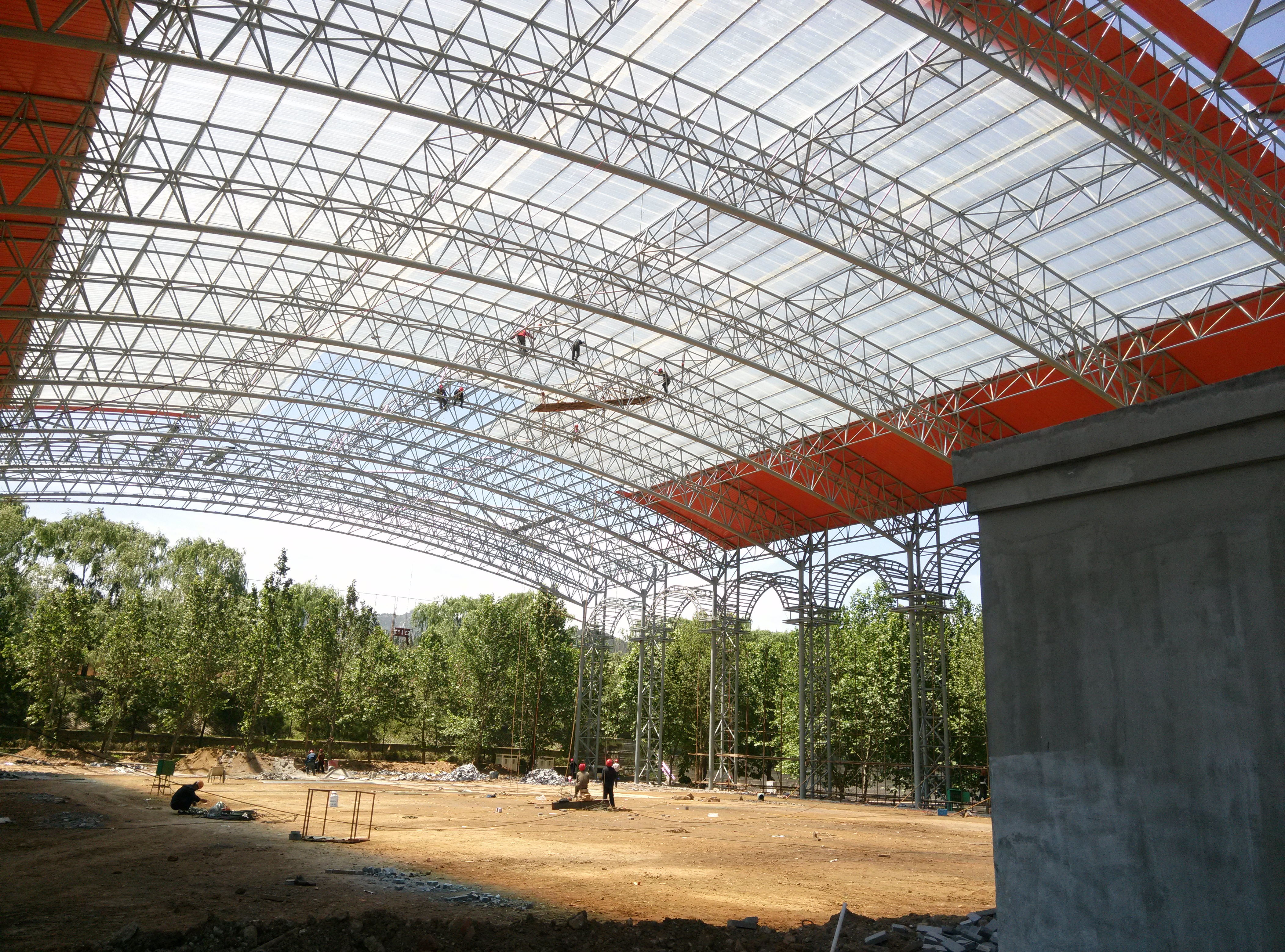 الهيكل الصلب