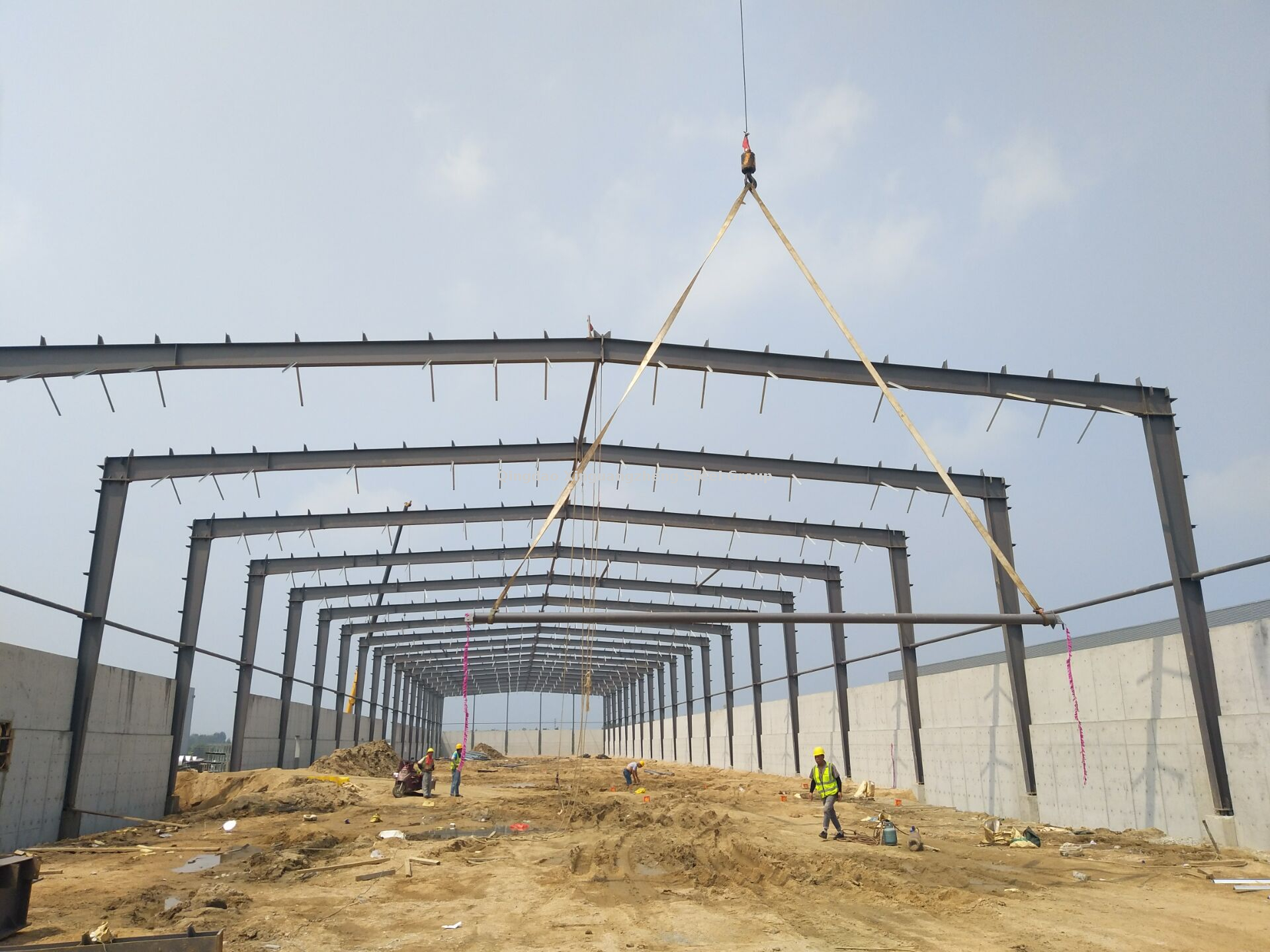 عمل سقيفة ببنية فولاذية عريضة عريض مسبقًا (4)