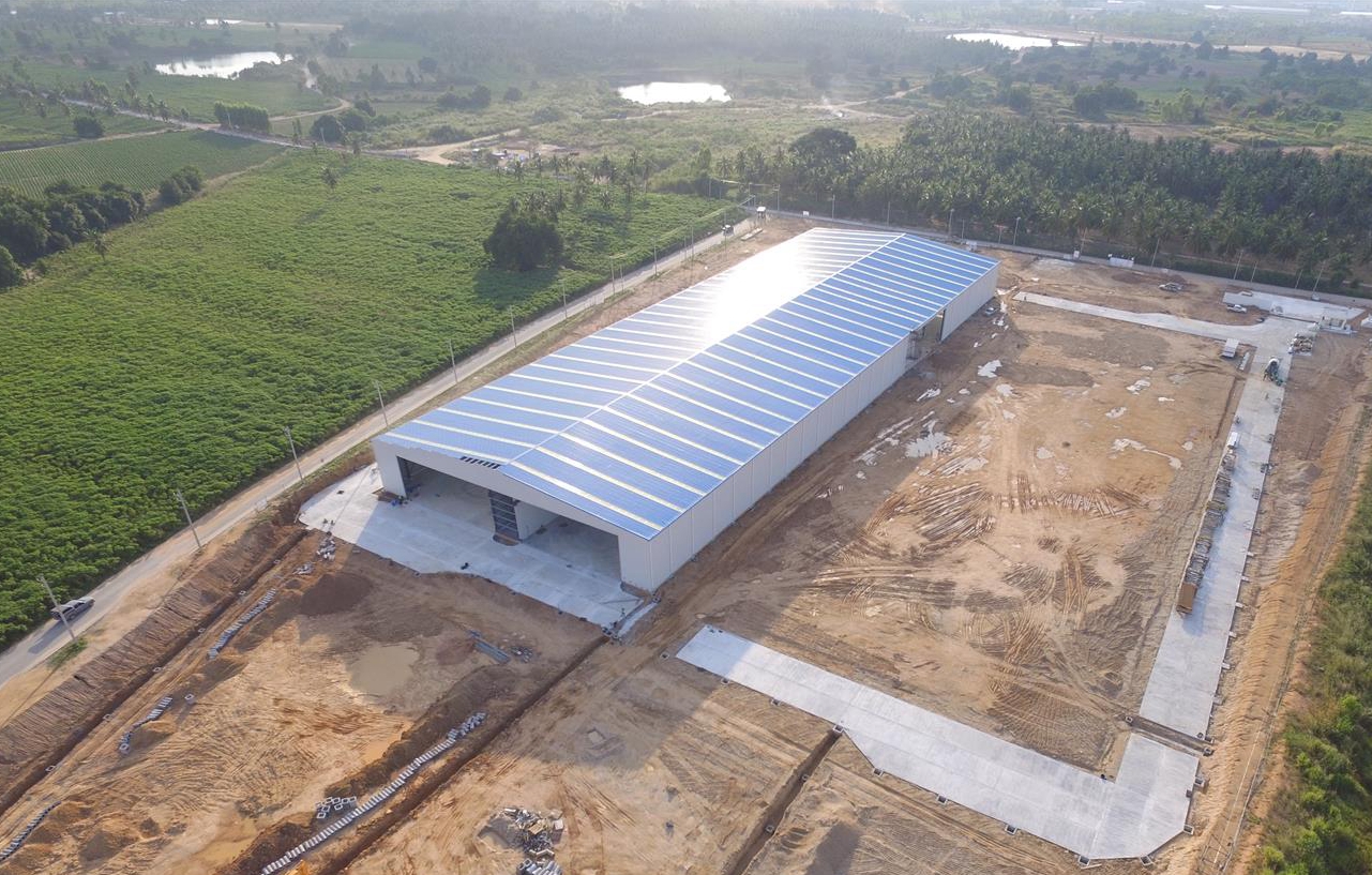 المرآب الصلب